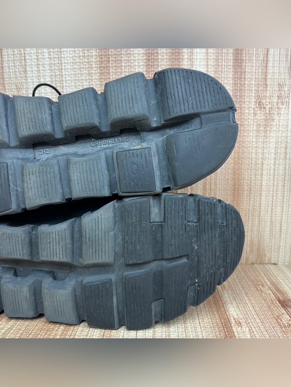 On Cloud 6 Waterproof Running Shoes Sneakers Black Mens Size 14 Preowned - Picture 9 of 10